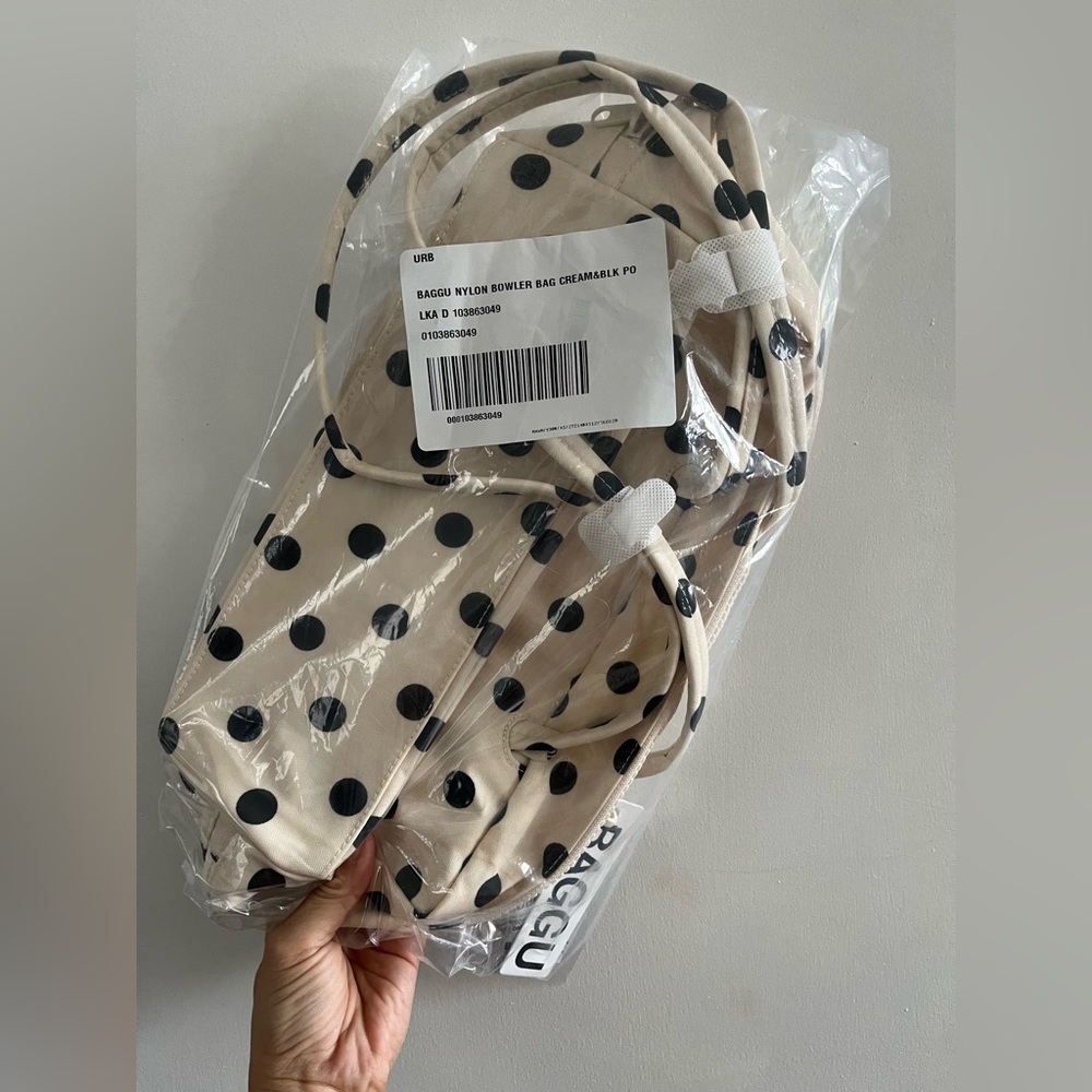 Baggu Polka dot regular bowler - Picture 4 of 4